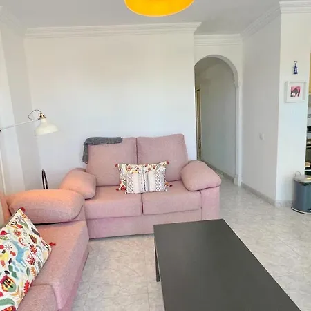 Apartment Hawaii 1st Floor Burriana, Nerja